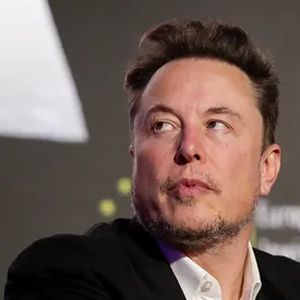 Tesla компенсировала маленькой пекарне отмененный заказ 4000 пирогов