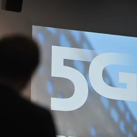 Жители востока Москвы выступают против вышек 5G. Они считают, что эта технология опасна для здоровья Жители востока Москвы выступают против вышек 5G. Они считают, что эта технология опасна для здоровья