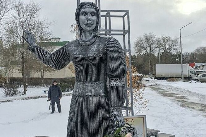 Памятник нововоронежской Аленке продали на аукционе за 2,6 млн рублей. Стартовой ценой лота был 1 млн рублей Памятник нововоронежской Аленке продали на аукционе за 2,6 млн рублей. Стартовой ценой лота был 1 млн рублей