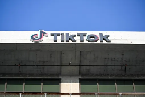TikTok объявил о запуске службы психологической поддержки подростков TikTok объявил о запуске службы психологической поддержки подростков