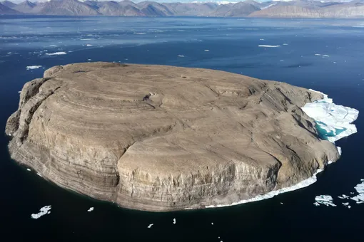 Канада и Дания поделили необитаемый остров Ганса в Арктике, о принадлежности которого спорили с 1973 года