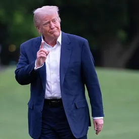 Трамп пообещал ввести 100-процентные пошлины на фильмы, произведенные за пределами США, чтобы спасти американскую киноиндустрию
