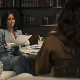 Hulu продлил сериал «Все по-честному» с Ким Кардашьян в главной роли на второй сезон