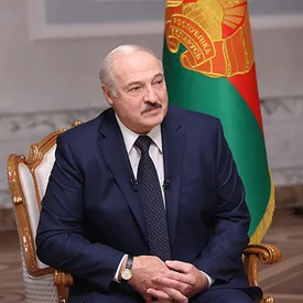 «Вы даже не представляете, какая еще у нас есть информация»: Лукашенко заявил, что опубликовал не весь перехваченный разговор об отравлении Навального