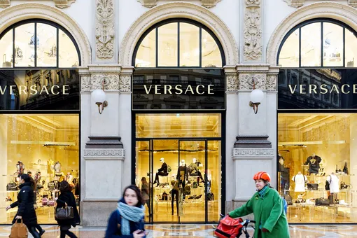Michael Kors купит модный дом Versace за $2 миллиарда