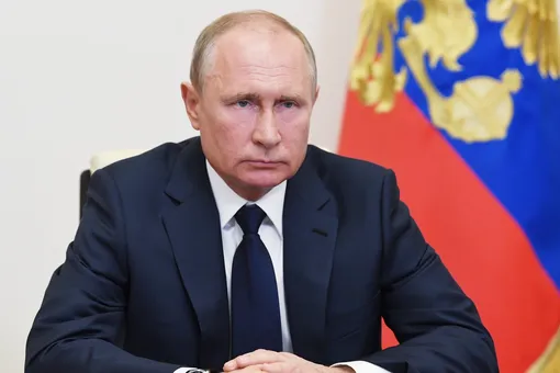 Путин предложил лишать иностранцев гражданства РФ за шпионаж, госизмену, организацию массовых беспорядков, приобретение и сбыт наркотиков