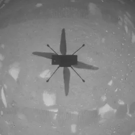 NASA провело первый полет вертолета на Марсе NASA провело первый полет вертолета на Марсе