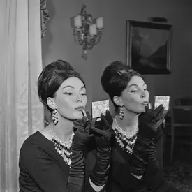 Косметичка на осень: что добавить в уход с наступлением холодов Косметичка на осень: что добавить в уход с наступлением холодов