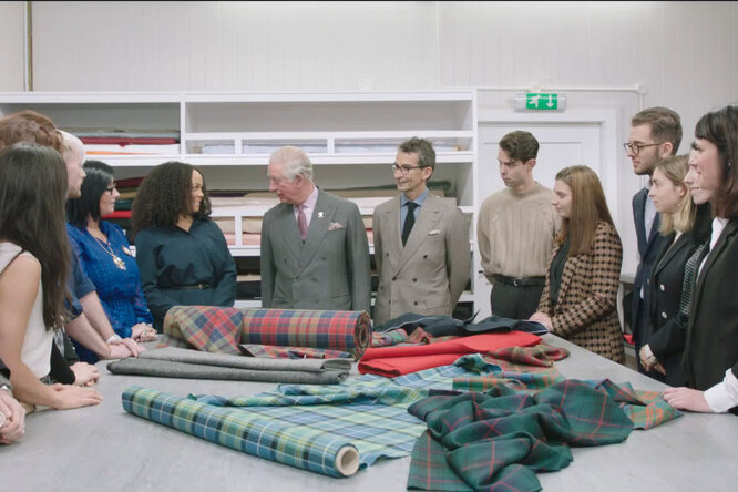 Принц Чарльз и Yoox Net-a-Porter выпустят коллекцию одежды — ее сошьют студенты