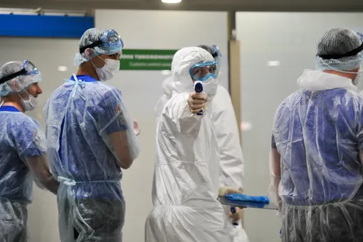 В России выявили 27 747 новых случаев заражения коронавирусом
