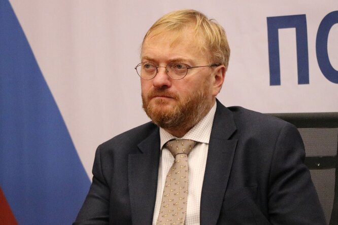 Коллекторы пожаловались главе СК на Милонова. Он называл их «паразитами общества» и призывал лишать «пенсий и половой принадлежности» Коллекторы пожаловались главе СК на Милонова. Он называл их «паразитами общества» и призывал лишать «пенсий и половой принадлежности»