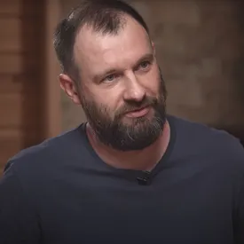 «Россия — это страна-подросток»: журналист Андрей Лошак дал интервью Юрию Дудю «Россия — это страна-подросток»: журналист Андрей Лошак дал интервью Юрию Дудю