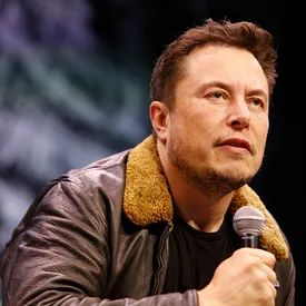 Суд в США отменил выплату Илону Маску $56 млрд от Tesla, полученную им в 2020 году