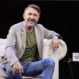 Forbes составил рейтинг самых богатых звезд российского шоу-бизнеса. Его возглавили Сергей Шнуров, Егор Крид и Дима Билан