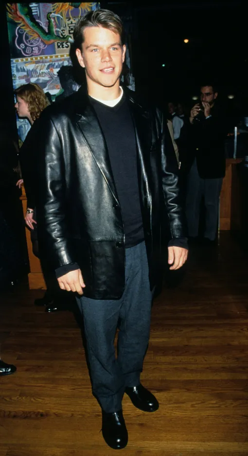 1997 att Damon during «"Good Will Hunting"» New York City Premiere at Ziegfeld Theater in New York City, New York, United States. (Photo by )