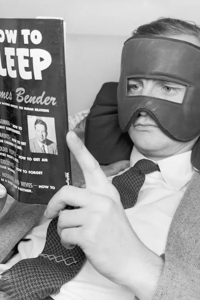 Сон в зимнюю ночь: как правильно высыпаться на январских праздниках (советы сомнолога)