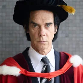 Ник Кейв получил почетную докторскую степень Королевского колледжа искусств