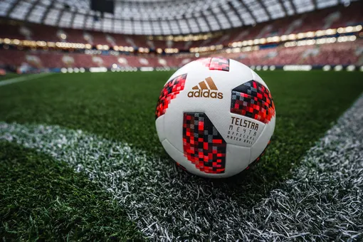 adidas представила официальный мяч стадии плей-офф чемпионата мира
