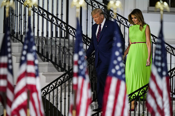 Мелания Трамп пришла на съезд республиканцев в зеленом платье. Теперь в твиттере на него накладывают изображения коронавируса и прогноза погоды