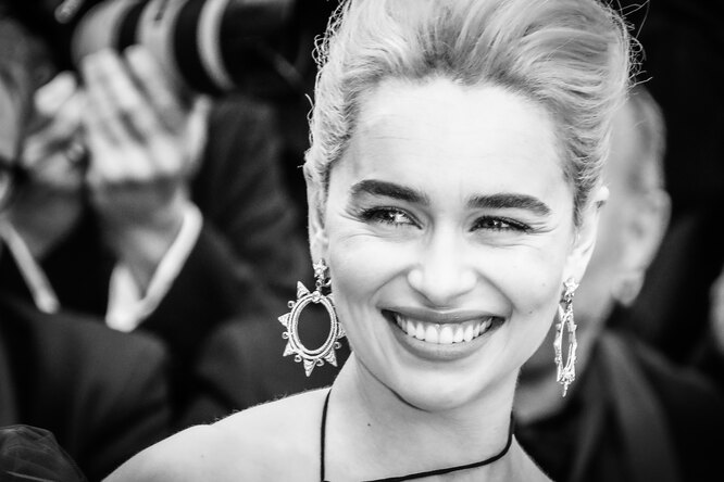 Эмилия Кларк рассказала о пережитом в 24 года инсульте в колонке для The New Yorker Эмилия Кларк рассказала о пережитом в 24 года инсульте в колонке для The New Yorker