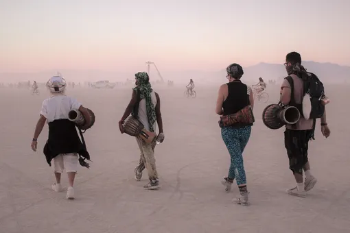 Знаменитый арт-фестиваль Burning Man стартовал в VR-формате