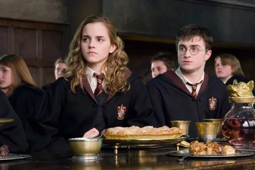 Дэниелу Рэдклиффу предлагали сыграть Льва-каратиста в ремейке «Волшебника страны Оз». Эмма Уотсон должна была исполнить роль Дороти Дэниелу Рэдклиффу предлагали сыграть Льва-каратиста в ремейке «Волшебника страны Оз». Эмма Уотсон должна была исполнить роль Дороти