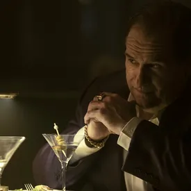 Первый эпизод «Пингвина» с Колином Фарреллом за четыре дня посмотрели больше 5 млн зрителей — это лучший результат для HBO после «Одних из нас» Первый эпизод «Пингвина» с Колином Фарреллом за четыре дня посмотрели больше 5 млн зрителей — это лучший результат для HBO после «Одних из нас»