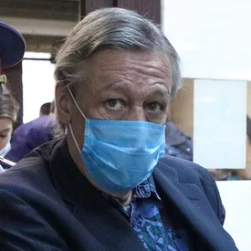 Суд приговорил Михаила Ефремова к 8 годам колонии общего режима