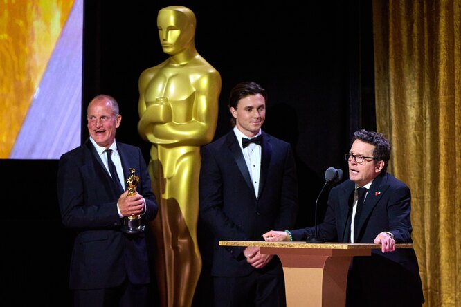 Майкл Джей Фокс получил почетный «Оскар» — за вклад в борьбу с болезнью Паркинсона