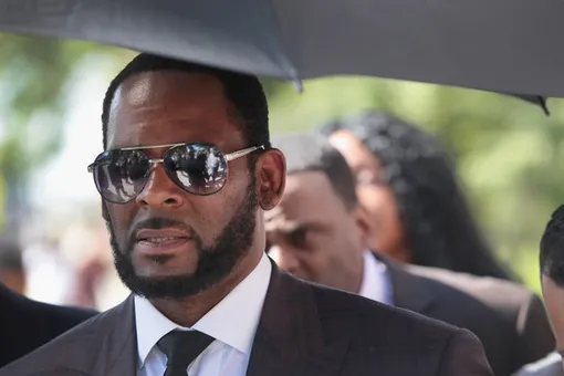 Продажи альбомов R Kelly выросли на более чем 500% после того, как его признали виновным в совершении преступлений сексуального характера