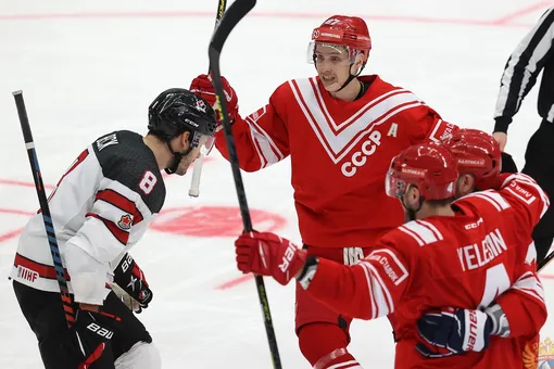 Сборная России по хоккею обыграла Канаду впервые за три года