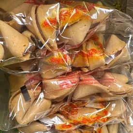 Благодаря печенью с предсказаниями американка выиграла в лотерею $50 тысяч Благодаря печенью с предсказаниями американка выиграла в лотерею $50 тысяч