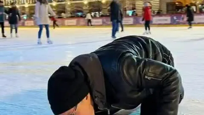 Смотреть Смотреть