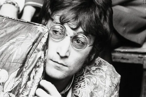 Последнее письмо Джона Леннона продали на аукционе почти за $64 тысячи
