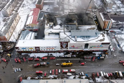 Первое уголовное дело о пожаре в «Зимней вишне» передали в прокуратуру — спустя год после трагедии