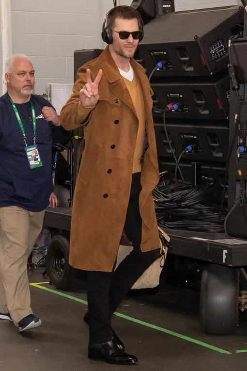 Распасовщик команды New England Patriots Том Брэди перед игрой Super Bowl LIII