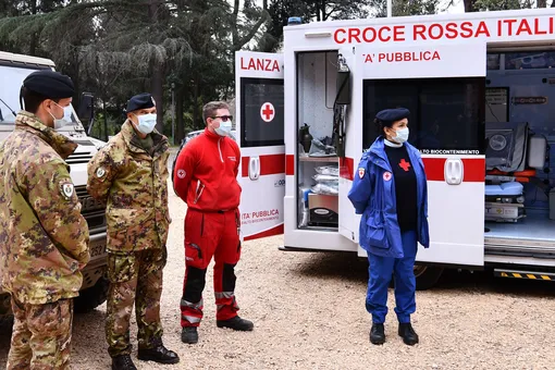 В Италии от коронавируса за сутки погибли 386 человек, во Франции — 36. Для обеих стран это рекордные показатели за сутки