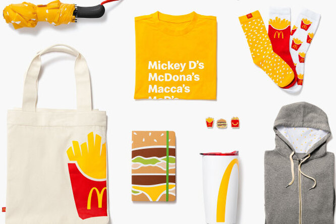 Сумка-бургер и носки-картошка фри: McDonald's выпустили коллекцию одежды и аксессуаров Сумка-бургер и носки-картошка фри: McDonald's выпустили коллекцию одежды и аксессуаров