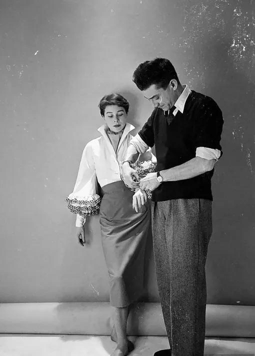Беттина Грациани и Юбер де Живанши, 1952