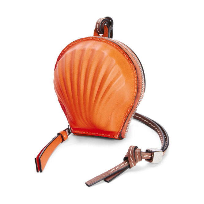 Loewe, $650