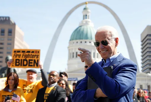 DATE IMPORTED:March 07, 2020Democratic U.S. presidential candidate and former Vice President Joe Biden gestures as he takes part in a campaign stop in St. Louis, Missouri, U.S., March 7, 2020. Brendan McDermid /REUTERS