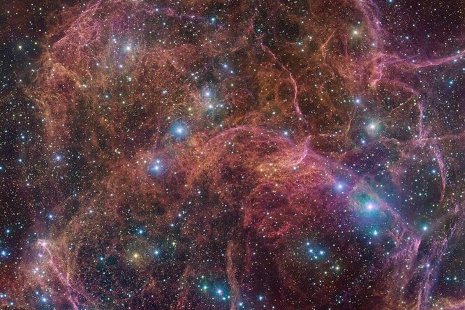 Фото дня: астрономы сделали самое детализированное фото остатков сверхновой звезды Vela, взорвавшейся 11 тысяч лет назад