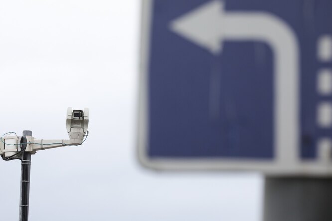 В Москве начали тестировать проверку полисов ОСАГО с помощью дорожных камер
