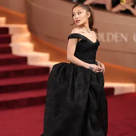 «Золотой глобус» — 2026: лучшие наряды красной дорожки