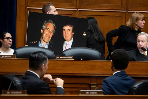 Трамп «знал» о жертвах Эпштейна. Финансист утверждал это в письмах, опубликованных демократами