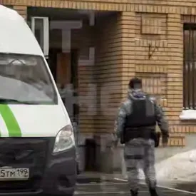 Судебные приставы начали принудительное выселение Ларисы Долиной