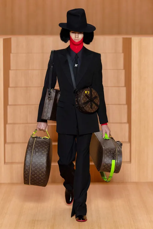 Louis Vuitton весна-лето 2022