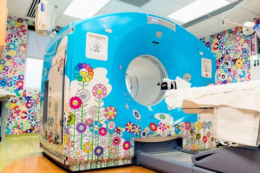 Такаси Мураками украсил комнату в детском национальном госпитале в Вашингтоне