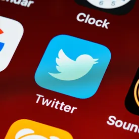 Bloomberg: Twitter введет несколько платных функций. Среди них — отмена отправки сообщения