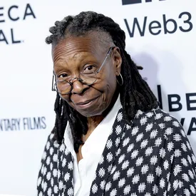 Вупи Голдберг — 70: как девушка с улицы смогла стать одной из самых влиятельных актрис мира Вупи Голдберг — 70: как девушка с улицы смогла стать одной из самых влиятельных актрис мира